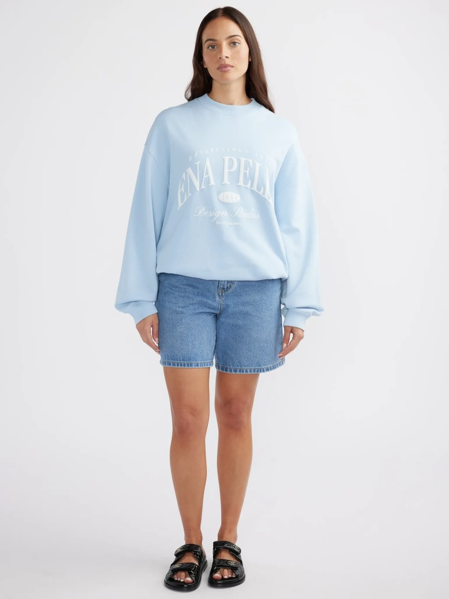 ena_pelly_heritage_studio_0.webp Ena Pelly Heritage Studios Sweatshirt - Washed Capri