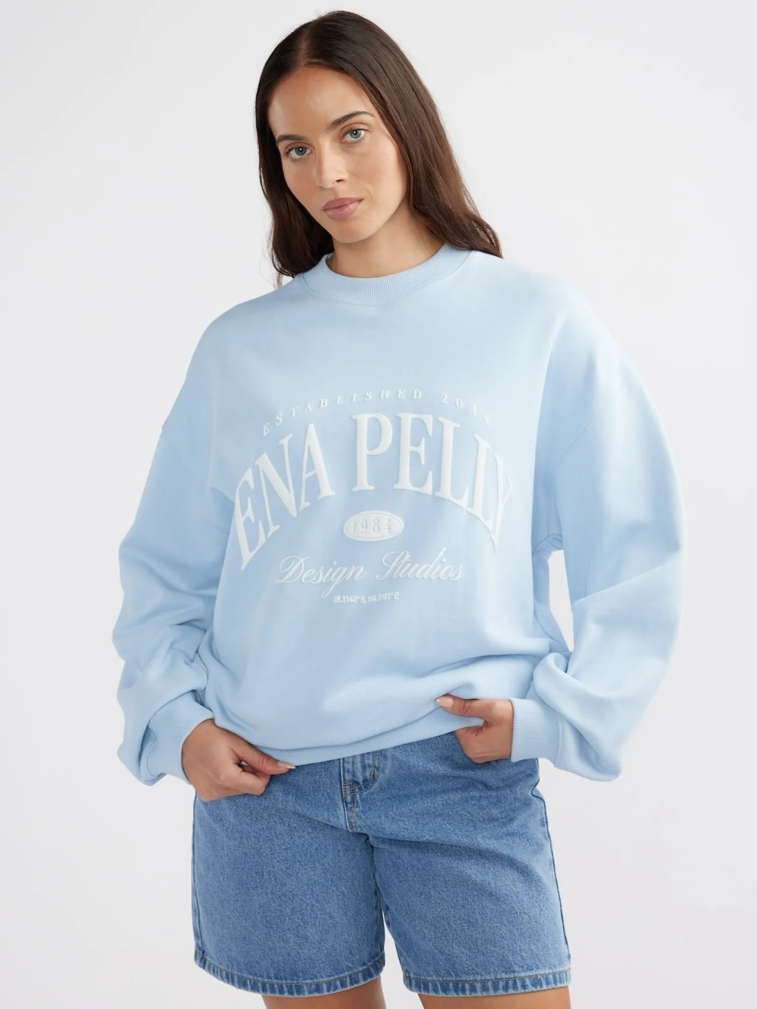 ena_pelly_heritage_studio_4.webp Ena Pelly Heritage Studios Sweatshirt - Washed Capri
