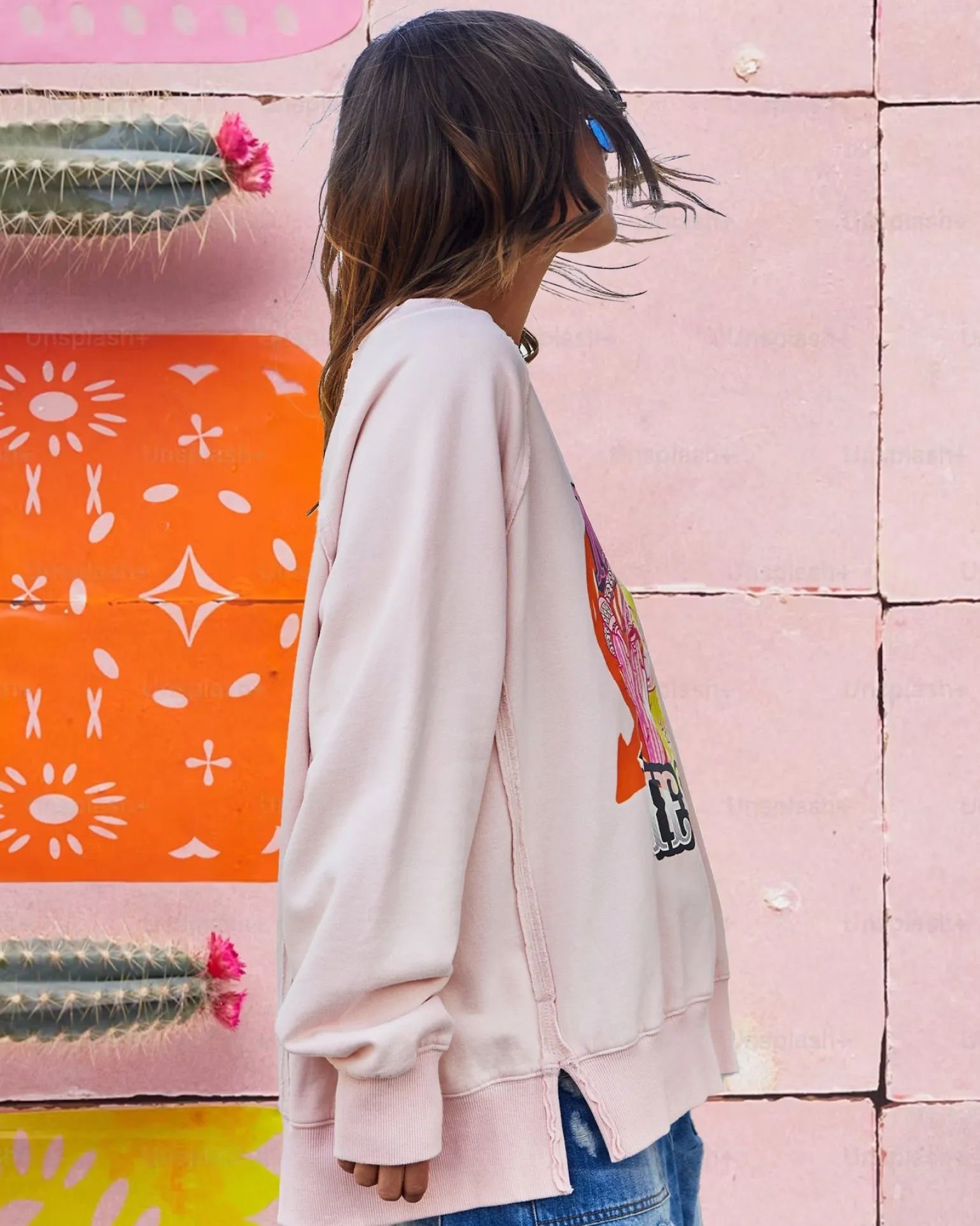 hammill_amp_co_vintage_fi_1-1.webp Hammill & Co Vintage Fiesta Sweat - Pink