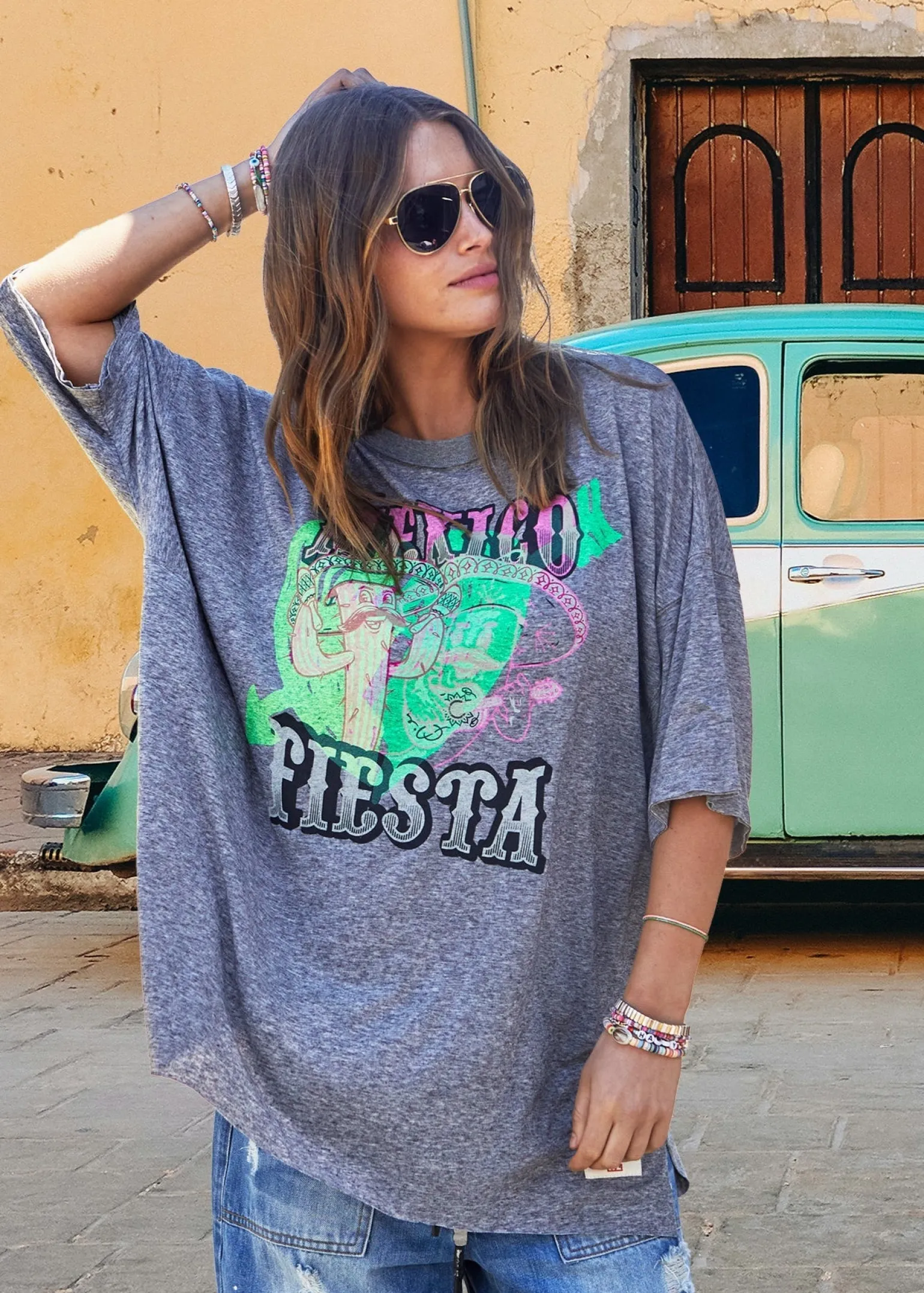 hammill_amp_co_vintage_fi_4-2.webp Hammill & Co Vintage Fiesta Tee - Grey