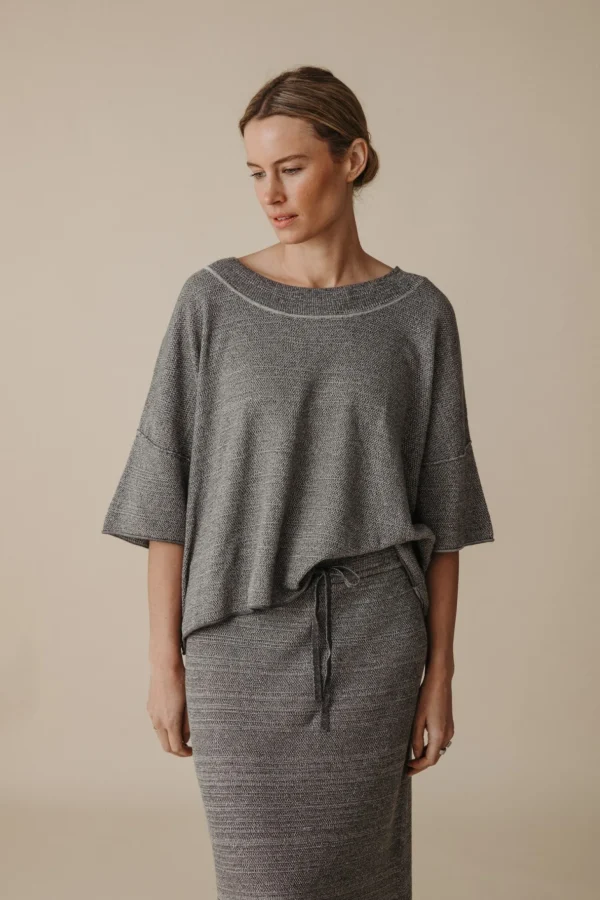 Talamaya Retreat Cotton Twist Tee Pullover - Washed Black & Silver